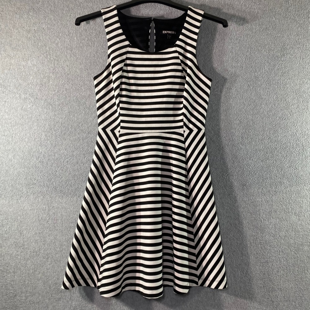 Express‎ Striped Fit and Flare Dress Womens Small Black White Sleeveless EUC